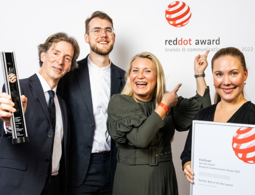 Glamox bekommt in Berlin den Best of the Best Red Dot Award für den neuen Markenauftritt überreicht
