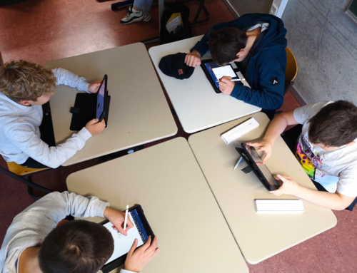 Digitalkompetenz fördern: AfB mobiles lernen stattet Realschule mit IT-Geräten aus