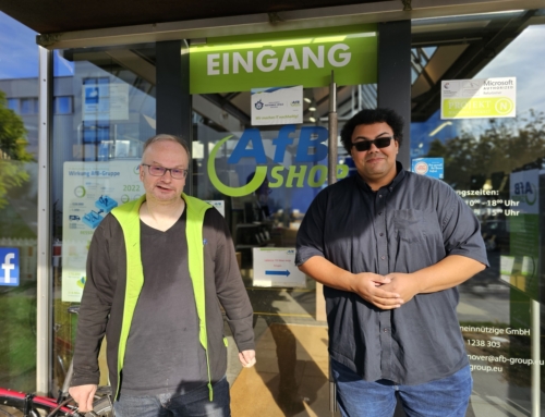 15 Jahre Inklusion und nachhaltige IT in Hannover: Zur Geburtstagsfeier beschenkt AfB social & green IT seine Kunden
